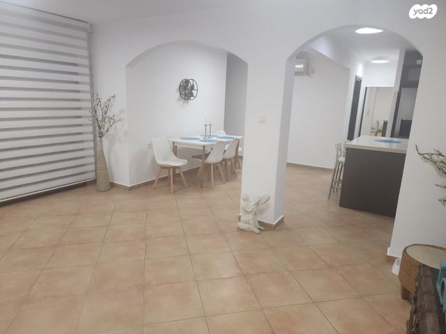 דירת גן, קרני שומרון