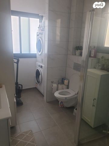 גג/ פנטהאוז, אבנר חי שאקי, גילה, ירושלים