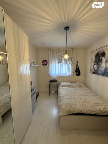 דירה, צבי ישי, ליבת העיר, יהוד מונוסון