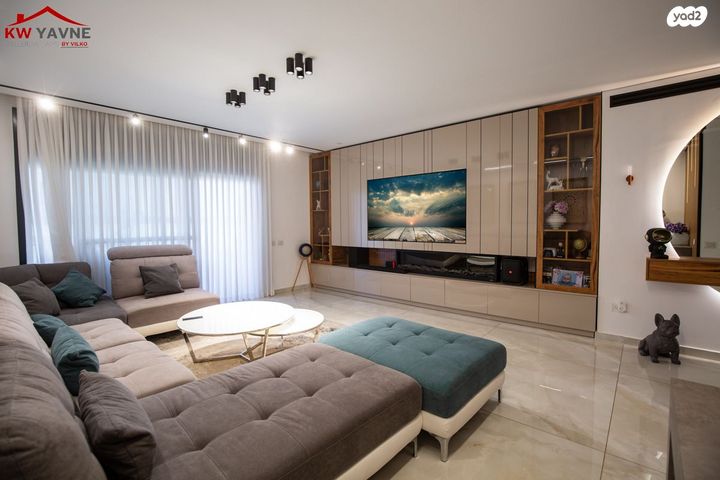 דירה, הנמל, נאות רבין, יבנה