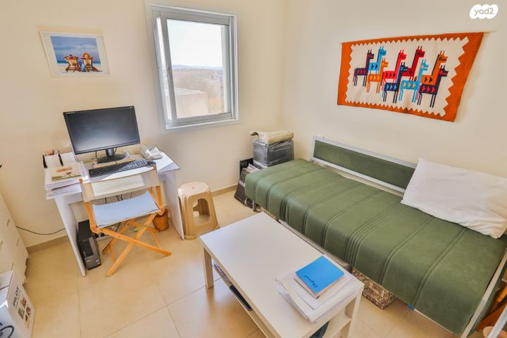 דירת גן, הפסגה 27, אריאל