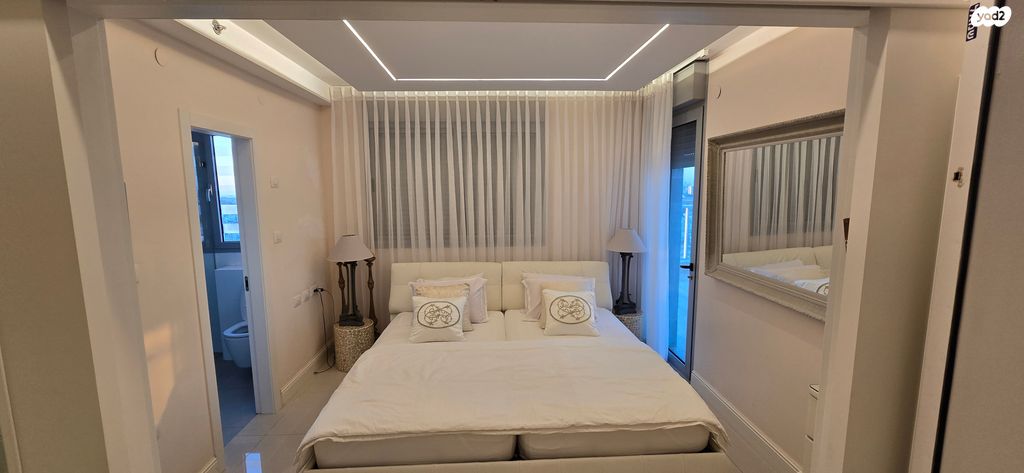 גג/ פנטהאוז, דגניה, ח-501, חולון