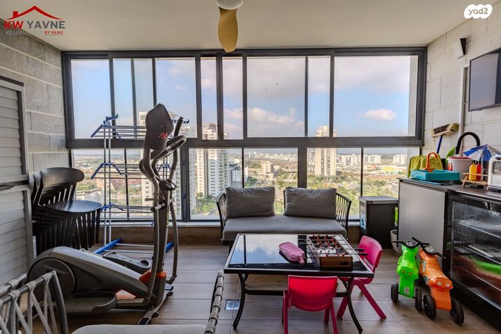 דירה, הנמל, נאות רבין, יבנה