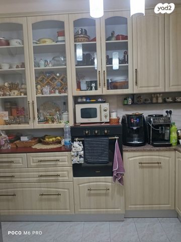 דירה, יוסף, חיפה