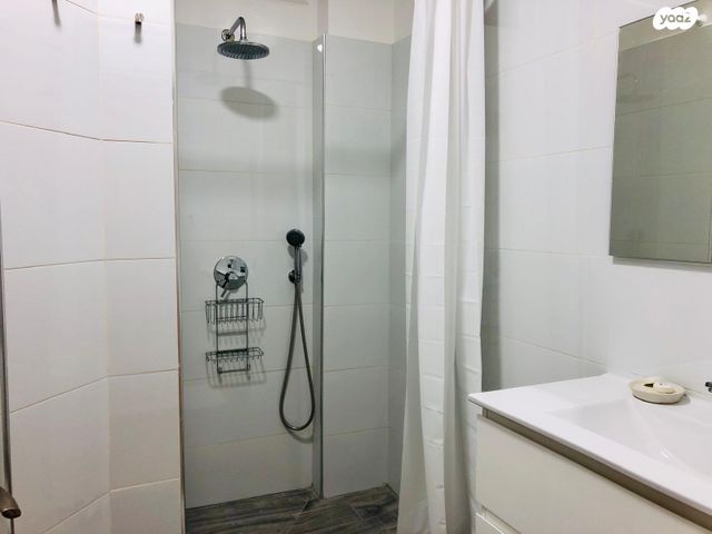 דירה, בר אילן, רעננה