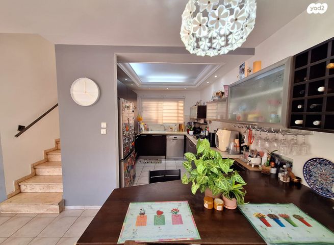 בית פרטי/ קוטג', נחל הירמוך, הנחלים, מודיעין מכבים רעות