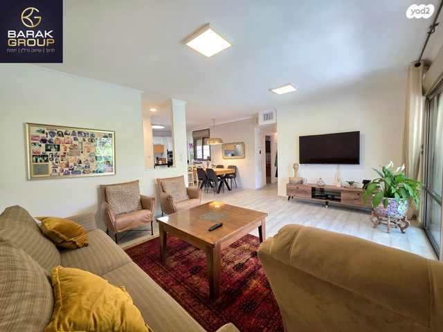 דירה, יוסף 12, קרית השרון, נתניה