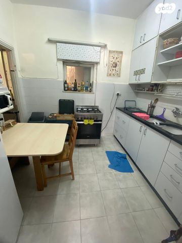 דירה, התיבונים, רחביה, ירושלים