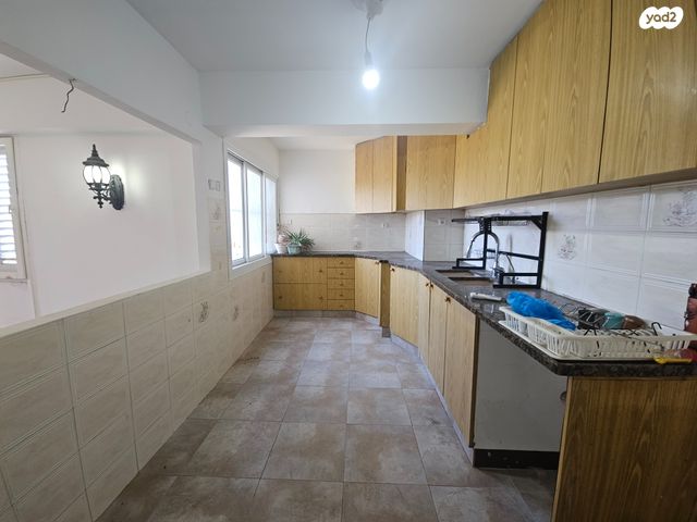 דירה, נחל הבשור, מכללת תל אביב יפו, דקר, תל אביב יפו