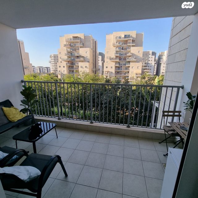 דירה, שבט יהודה 4, אחיסמך, לוד