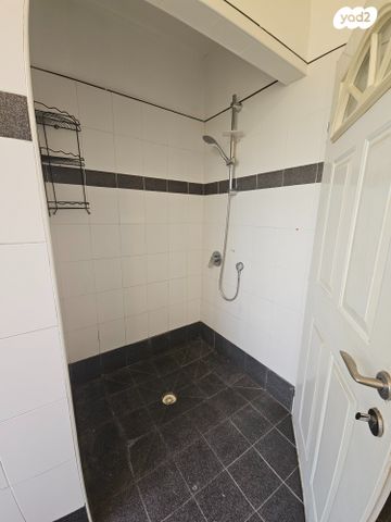 דירה, נחל הבשור, מכללת תל אביב יפו, דקר, תל אביב יפו