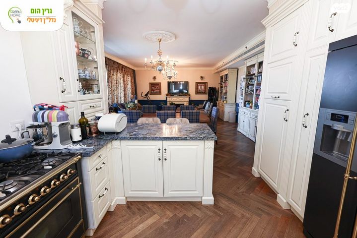 דירה, עוזי חיטמן 11, עיר ימים, נתניה