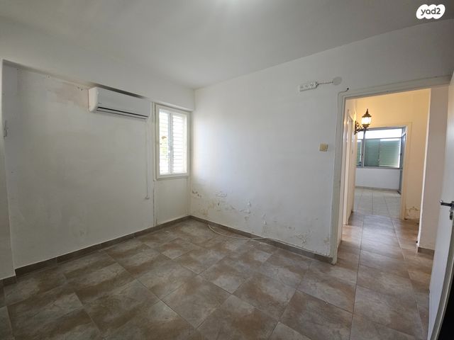 דירה, נחל הבשור, מכללת תל אביב יפו, דקר, תל אביב יפו