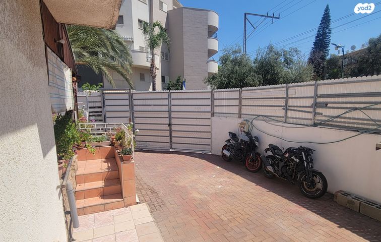 בית פרטי/ קוטג', החבצלת, קרית עקרון