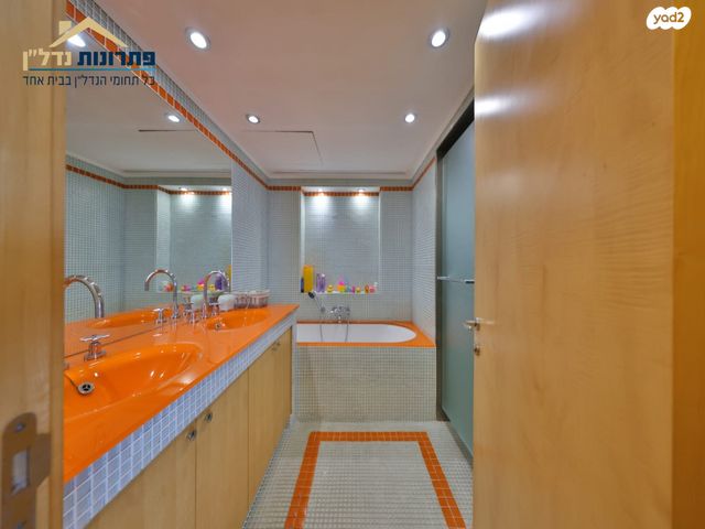 תיירות ונופש, חיפה