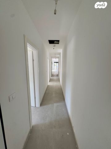 דירת גן, הדר, רמת השרון