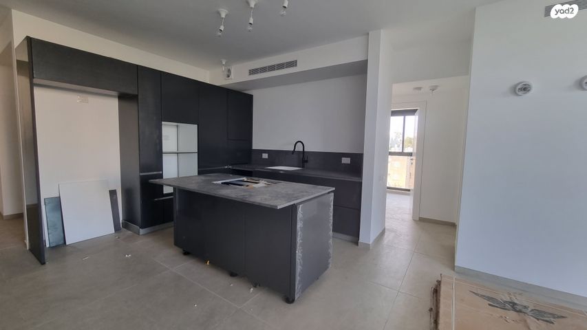 נאות אפקה ב'