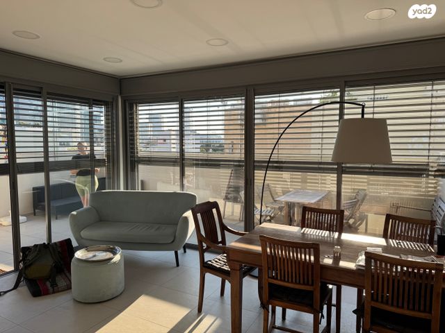 דופלקס, אוליפנט 3, לב תל אביב, לב העיר צפון, תל אביב יפו