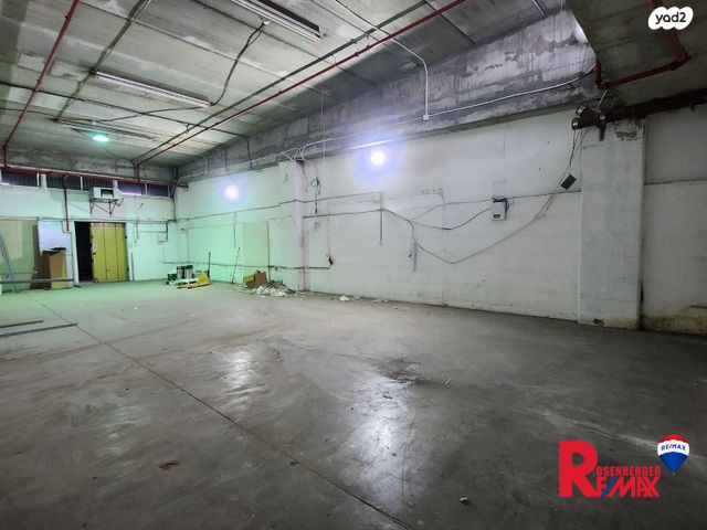 חנויות/ שטח מסחרי, דרך בן צבי 84, אזור תעסוקה צומת חולון, תל אביב יפו