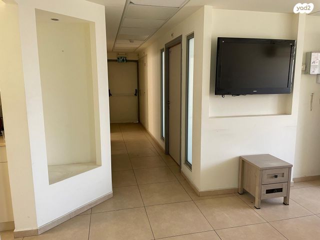 משרדים, הרצל, ראשון לציון