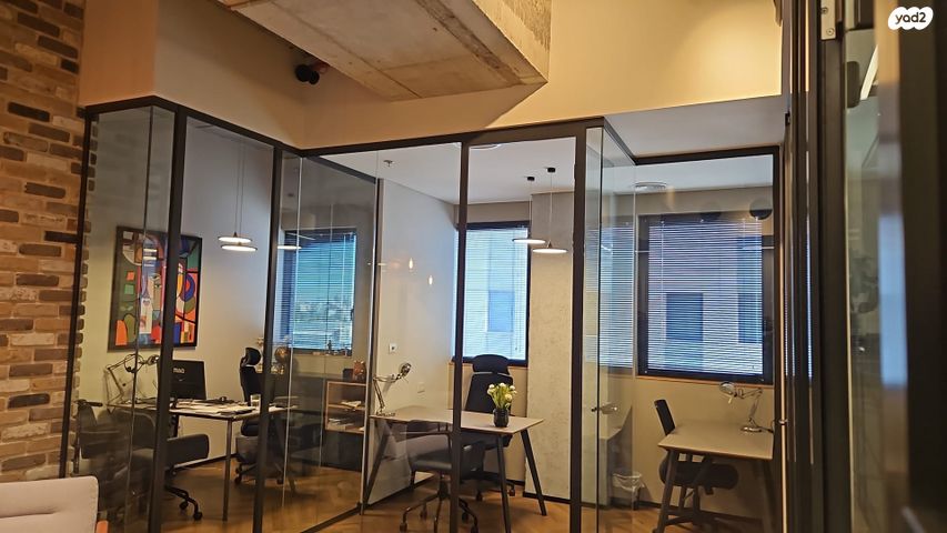 משרדים, יצחק מודעי, פארק הורוביץ, רחובות