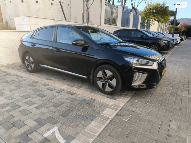 יונדאי איוניק