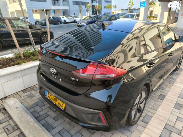 יונדאי איוניק