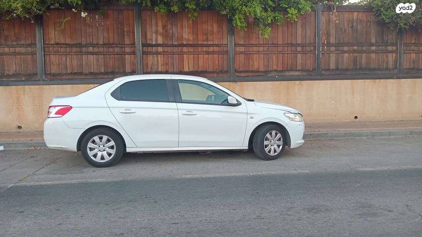 מודעת רכב פיג'ו 301