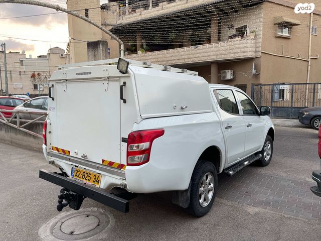 מיצובישי טרייטון / L200