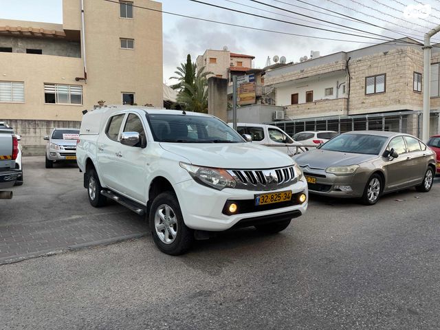 מודעת רכב מיצובישי טרייטון / L200