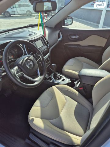 ג'יפ צ'ירוקי