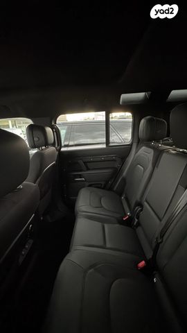 לנד רובר דיפנדר