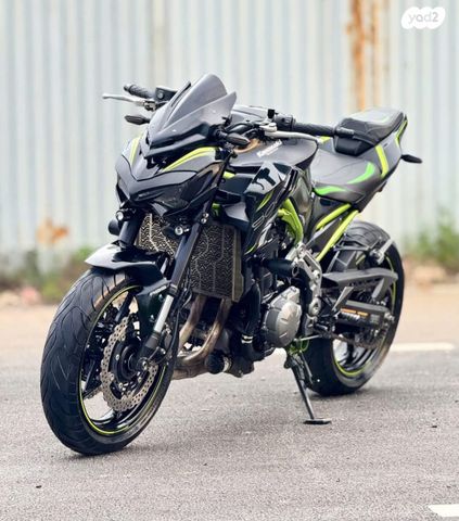 מודעת רכב קאוואסאקי Z900