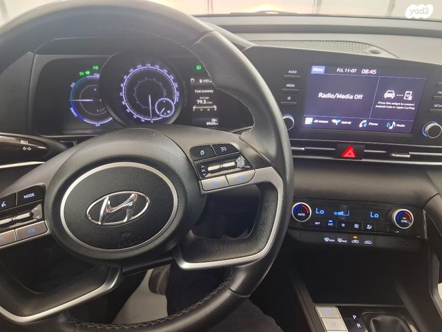 יונדאי אלנטרה