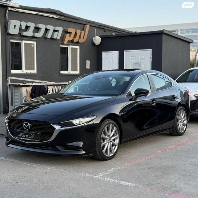 מודעת רכב מאזדה 3