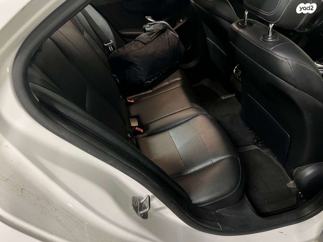 מרצדס-בנץ C-class