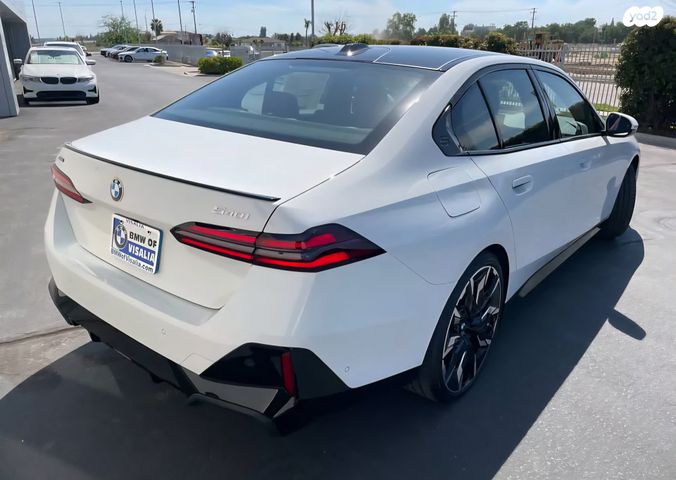 מודעת רכב ב מ וו סדרה 5