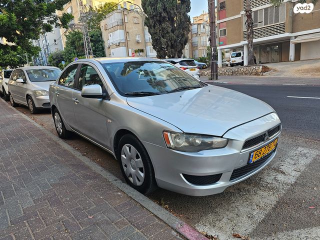 מודעת רכב מיצובישי לנסר
