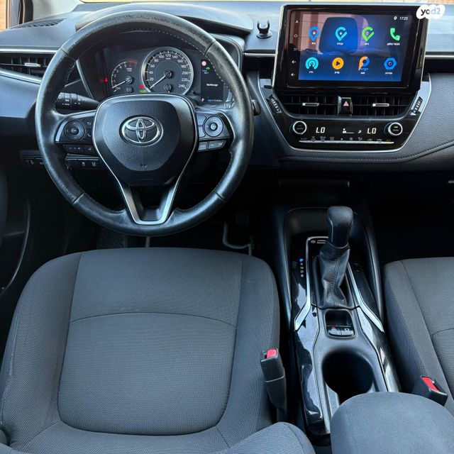 טויוטה קורולה