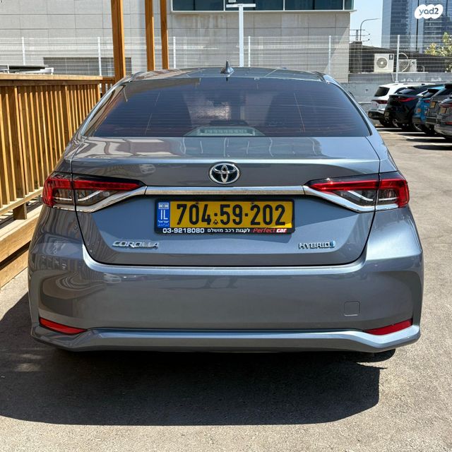 מודעת רכב טויוטה קורולה 2