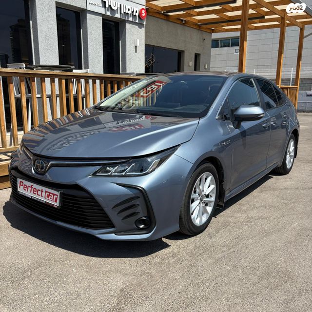 מודעת רכב טויוטה קורולה