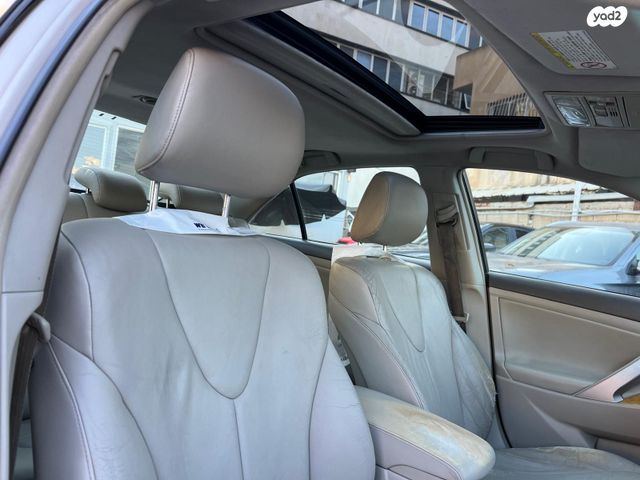 טויוטה קאמרי