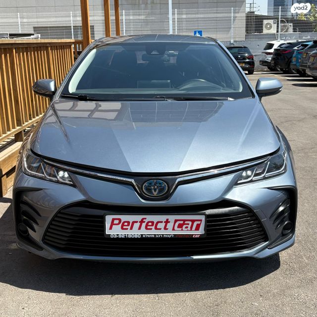 טויוטה קורולה
