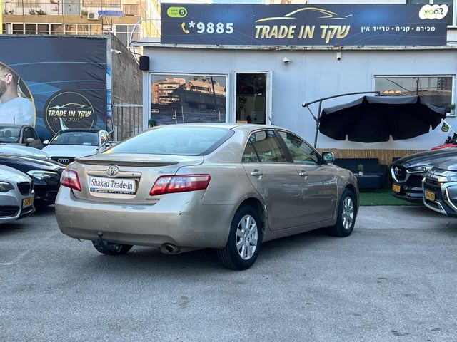 טויוטה קאמרי