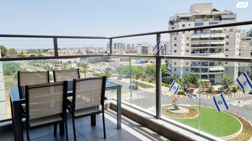 שדרות הרצל 2