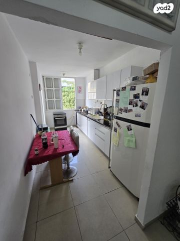 דירה, ביאליק 113, חרוזים, רמת גן