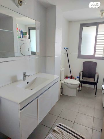 דירה, יהודה הלוי 18, שיכון רסקו, קרית אונו