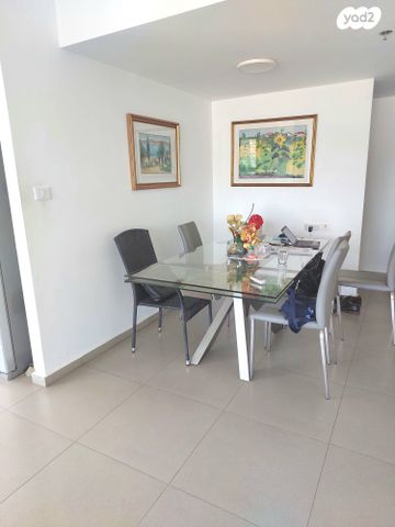 דירה, יהודה הלוי 18, שיכון רסקו, קרית אונו