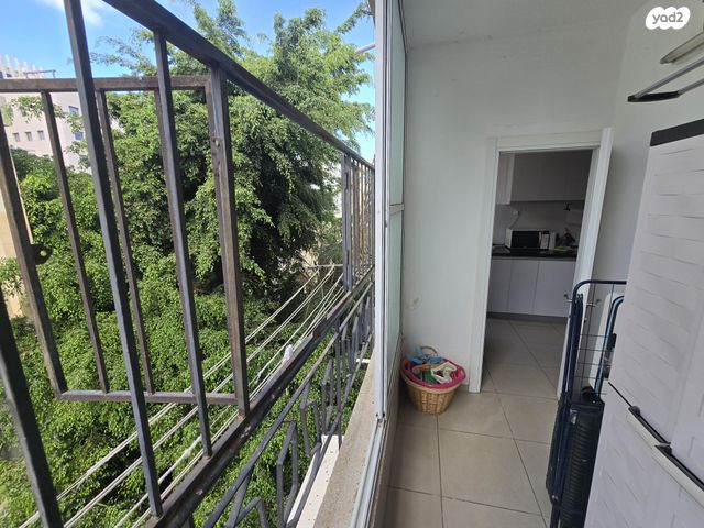 דירה, ביאליק 113, חרוזים, רמת גן