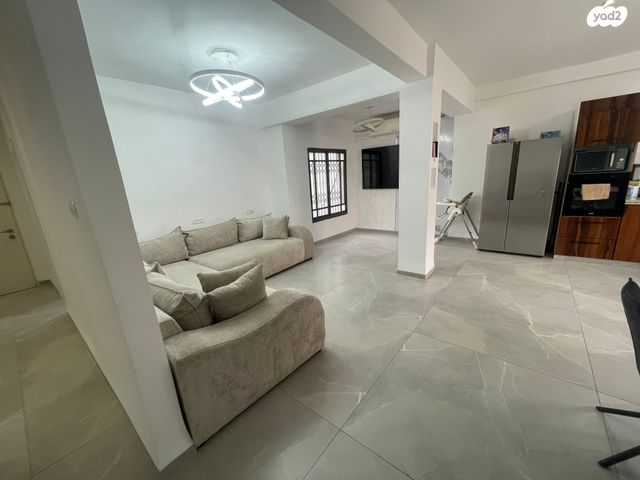 דו משפחתי, רמת בלפור, מגדל העמק